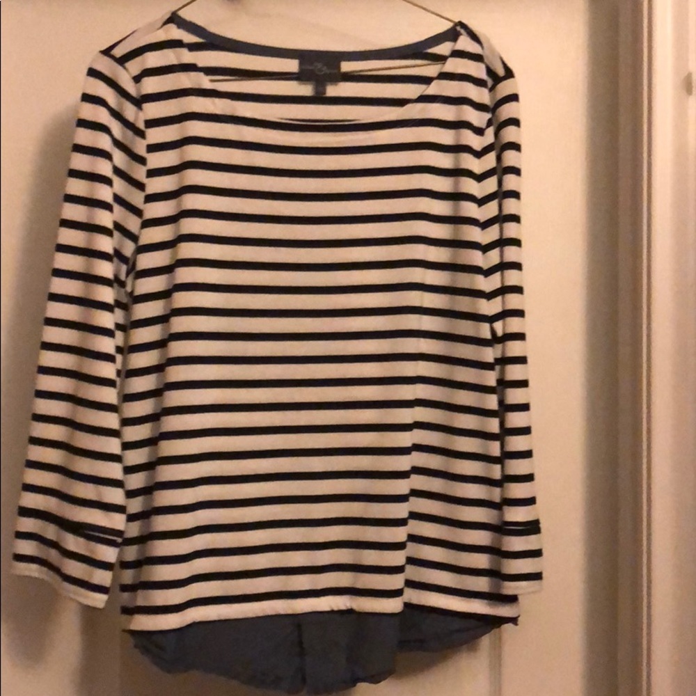 Market and Spruce LS top